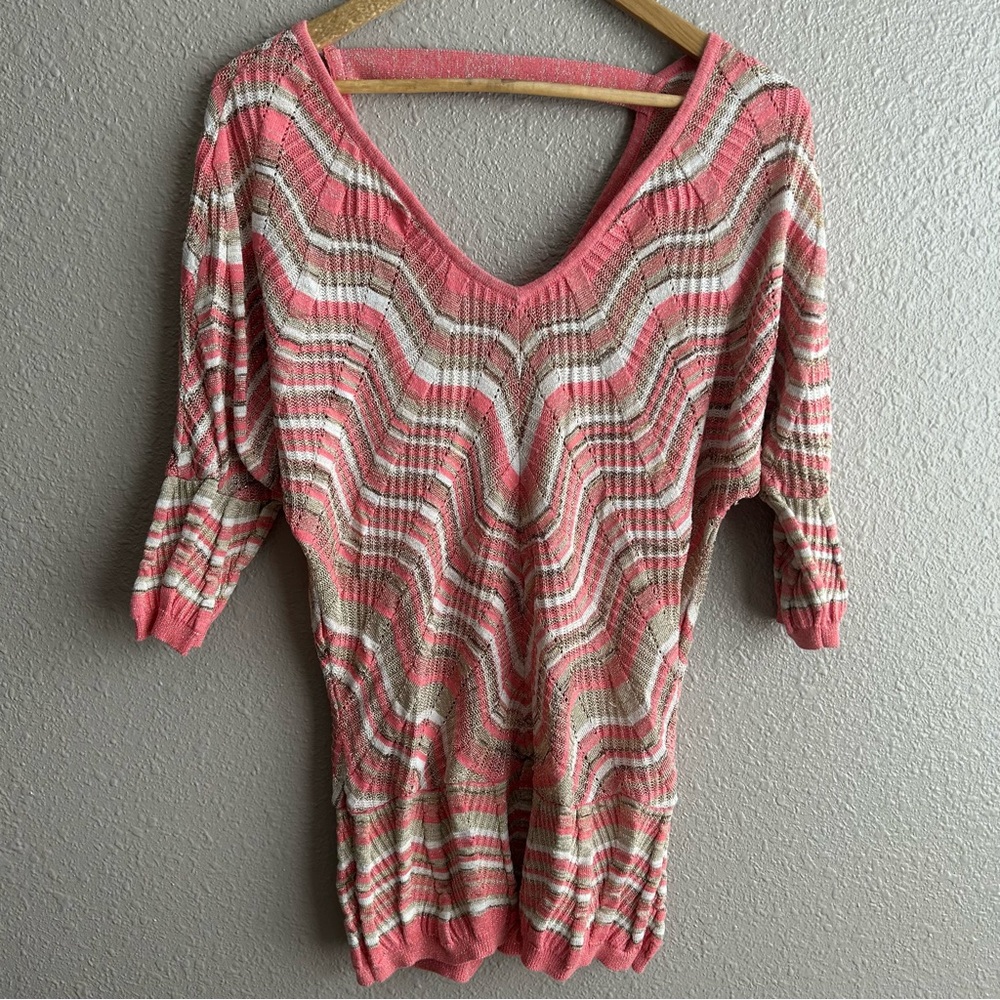 Cache Y2K pink striped v-neck 3/4 knit sweater top with metallic gold‎